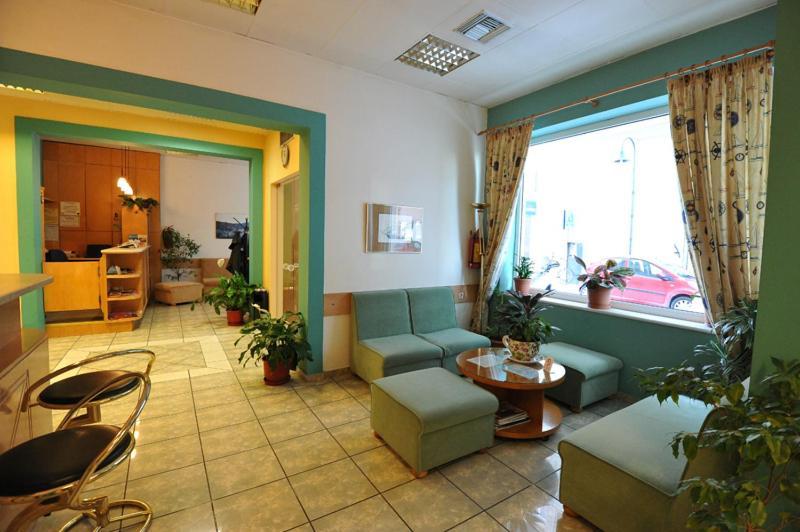 Hotel Avra Volos Buitenkant foto